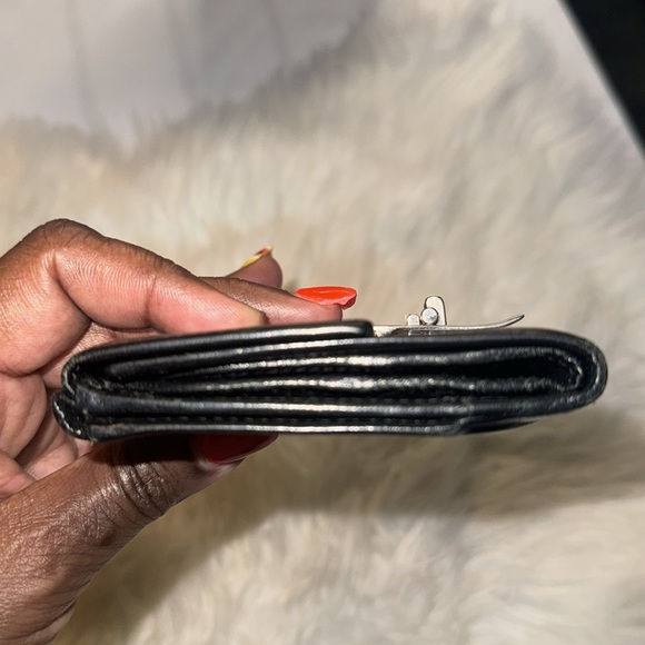 Authentic Gucci Black Leather Bifold Wallet With Silver Metal GUC - Picture 16 of 16